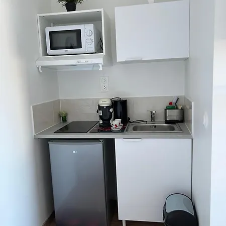 Therezass Apartment Calais