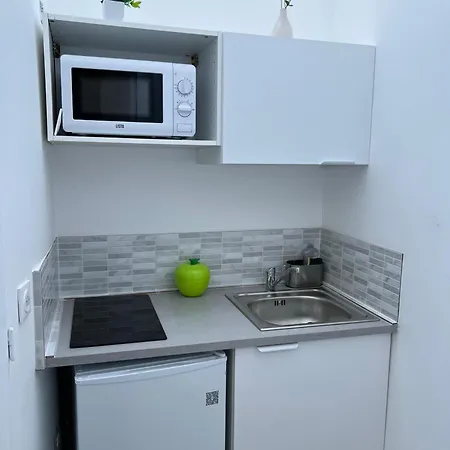 Apartment Therezass Calais